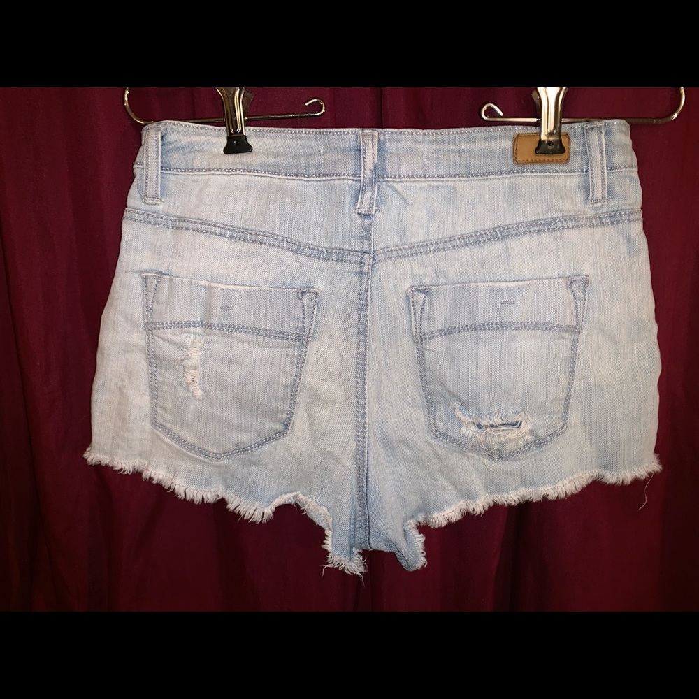 Shorts - Picture 6 of 6
